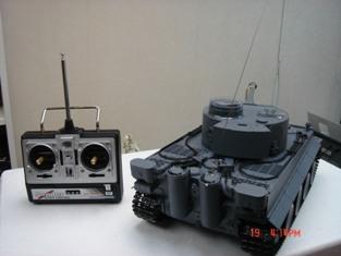 无线遥控坦克1: 16 (德国虎I)(PP51-0028)
